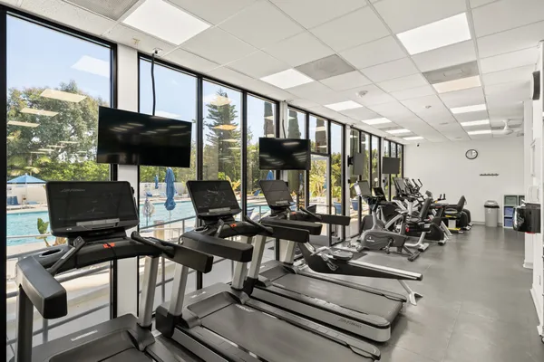 $1,295,000 | 2170 Century Park East, Unit 2107, Los Angeles, CA 90067