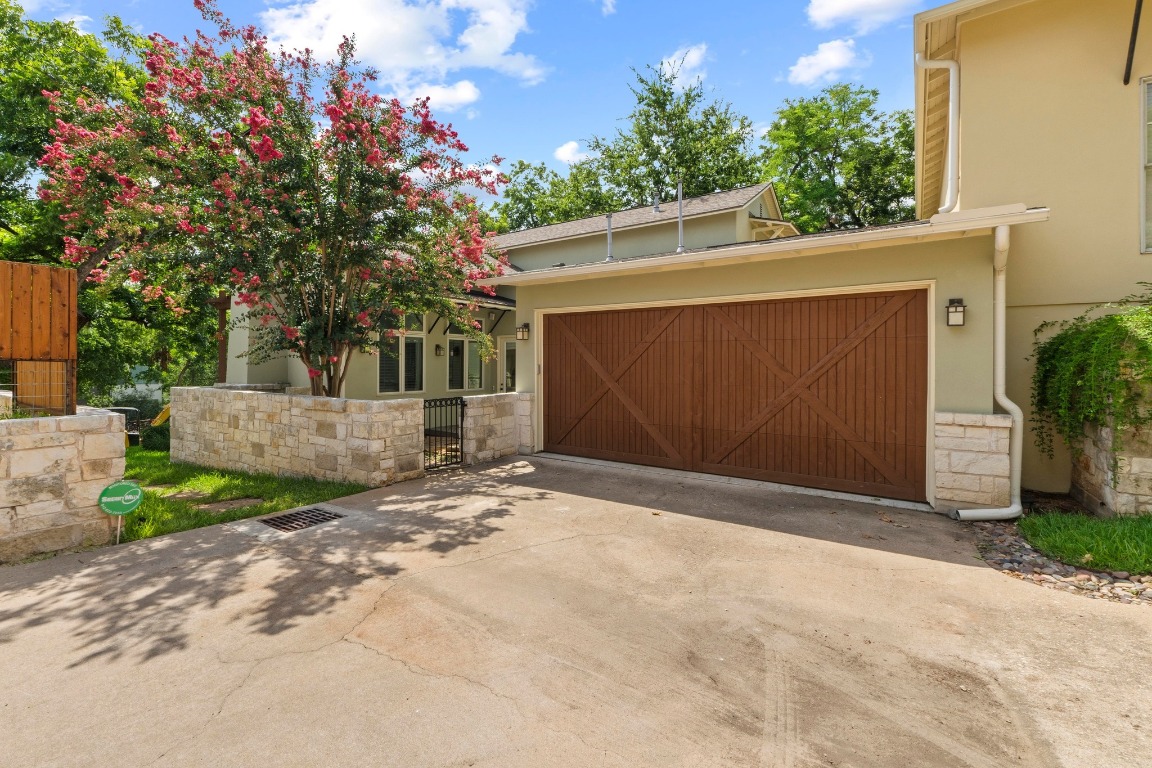 3810 Ridgelea Drive, Unit A Austin, TX 78731 - Photo 31 of 33