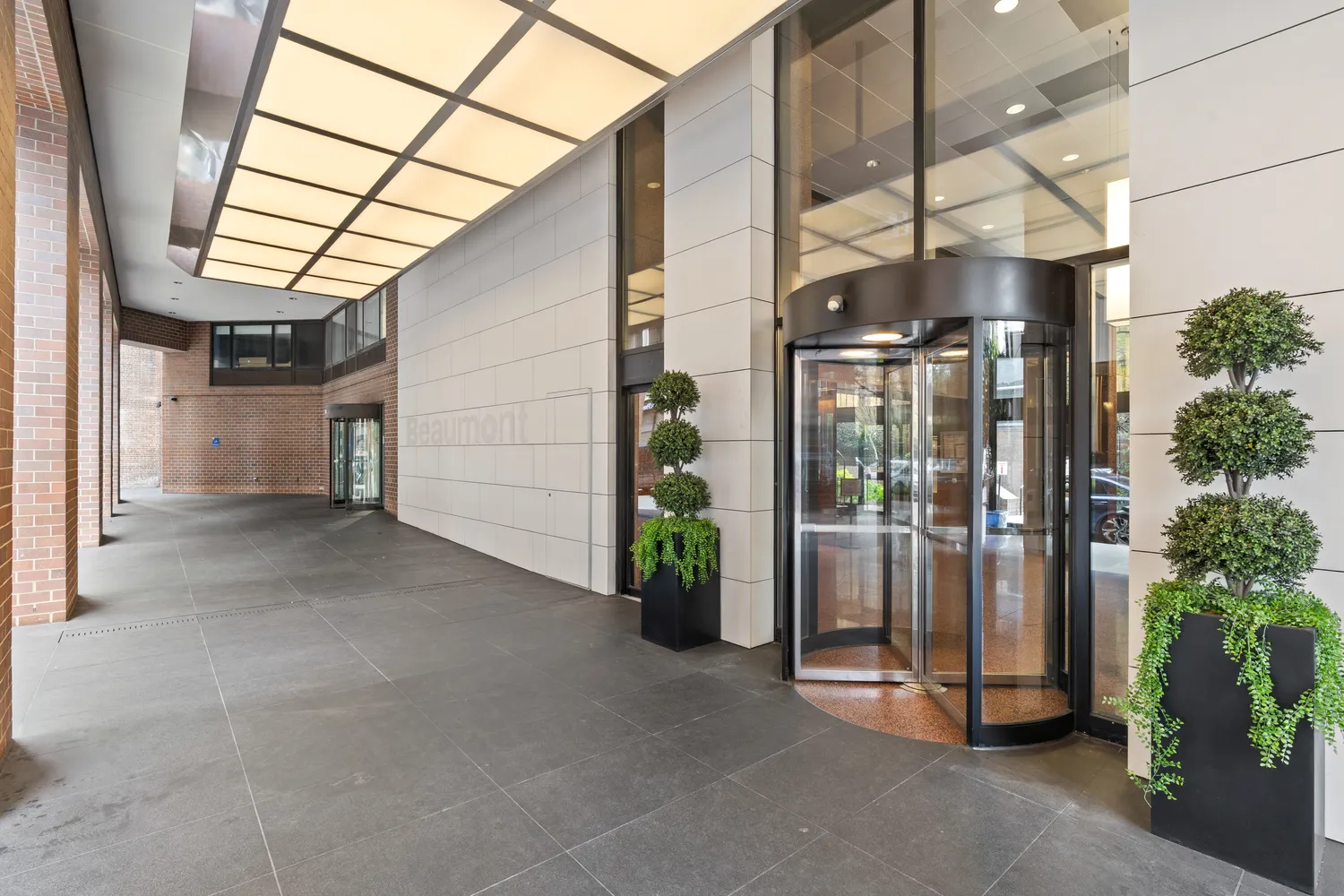 $5,000 | 30 West 61st Street, Unit 29E | Upper West Side