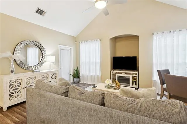 $129,000 | 521 Spartan Drive, Unit 10207, Slidell, LA 70458