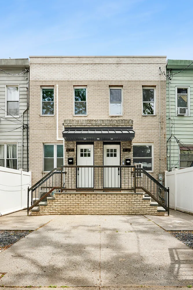 $4,500 | 41-05 20th Avenue | Astoria