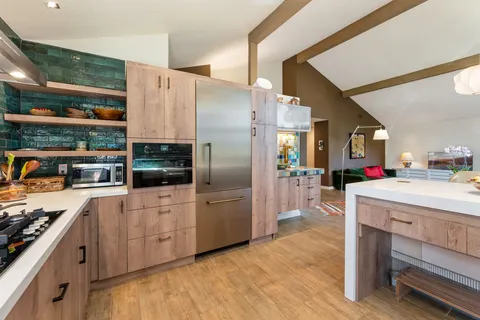 $1,095,000 | 555 Camino De Lane, Santa Barbara, CA 93111