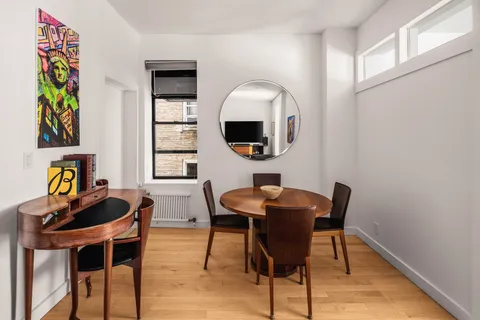 $895,000 | 23 East 10th Street, Unit 4G | Greenwich Village