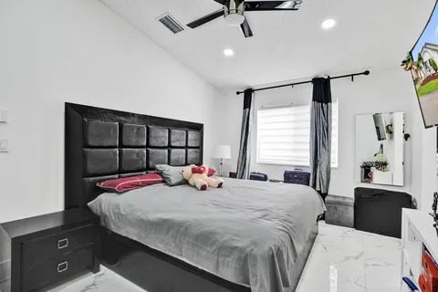 $649,990 | 7635 Northwest 168th Terrace, Hialeah, FL 33015