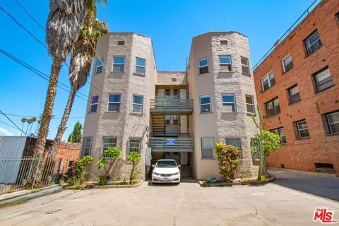 $1,995,000 | 251 North Kenmore Avenue, Los Angeles, CA 90004