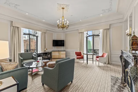 $225,000 | 2 East 55th Street, Unit 918W17 | Midtown East
