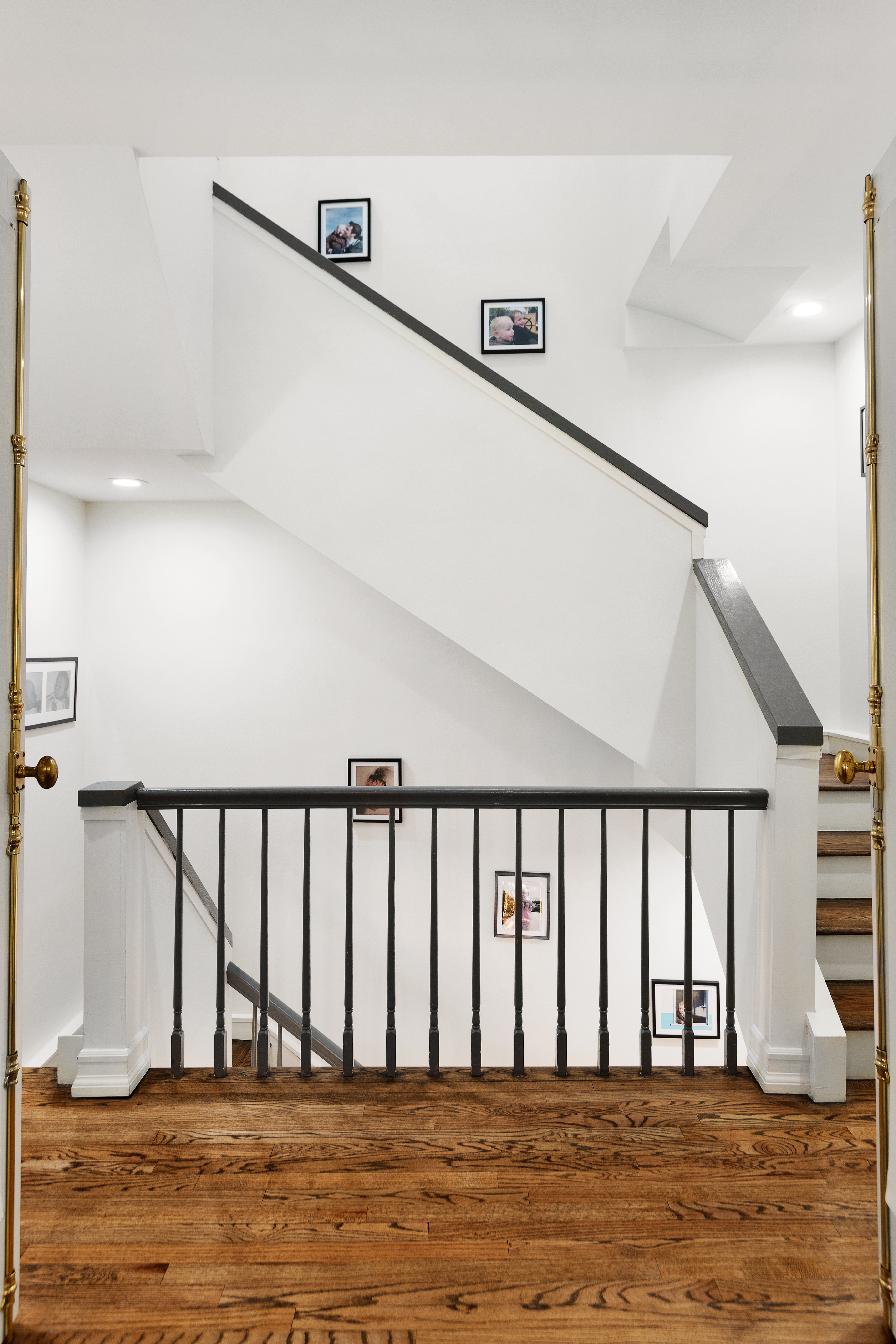 687 Greenwich Street, Unit TH7 Manhattan, NY 10014 - Photo 7 of 23 a view of ocean with stairs