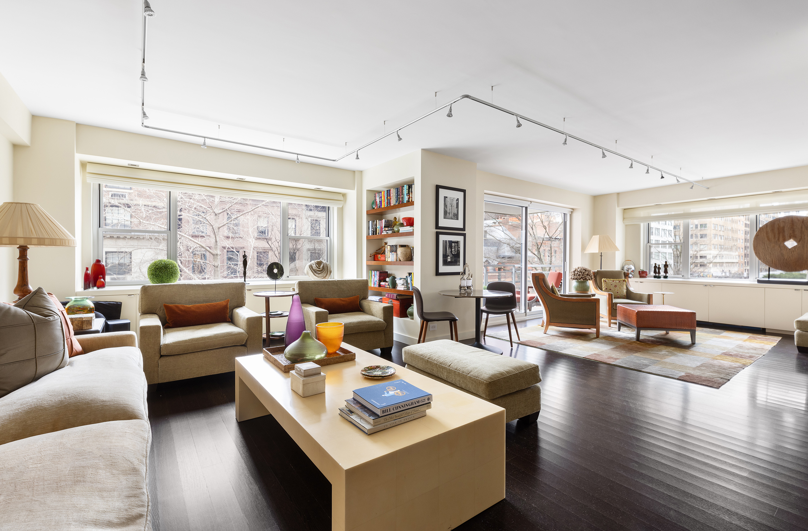 150 East 69th Street, Unit 3FX Manhattan, NY 10021 - Photo 2 of 17