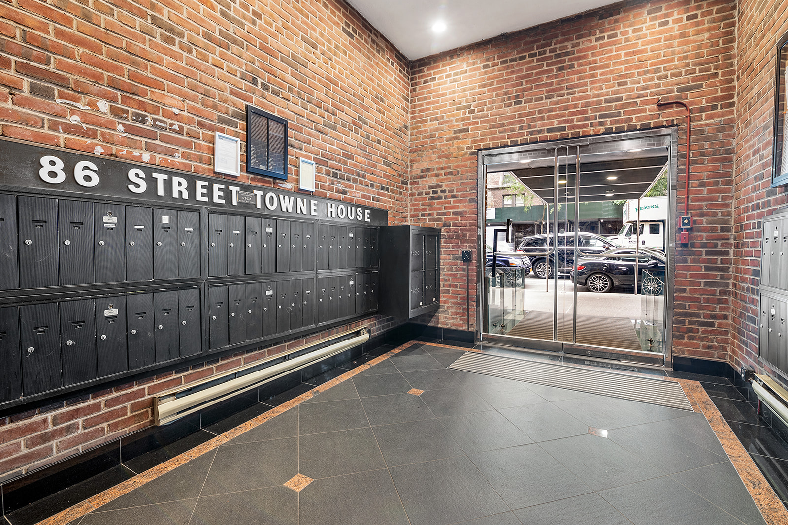 435 East 86th Street, Unit 4E Manhattan, NY 10028 - Photo 8 of 9