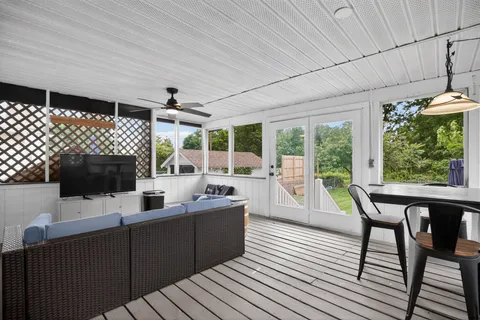 $425,000 | 35 Manor Avenue, Oaklyn, NJ 08107