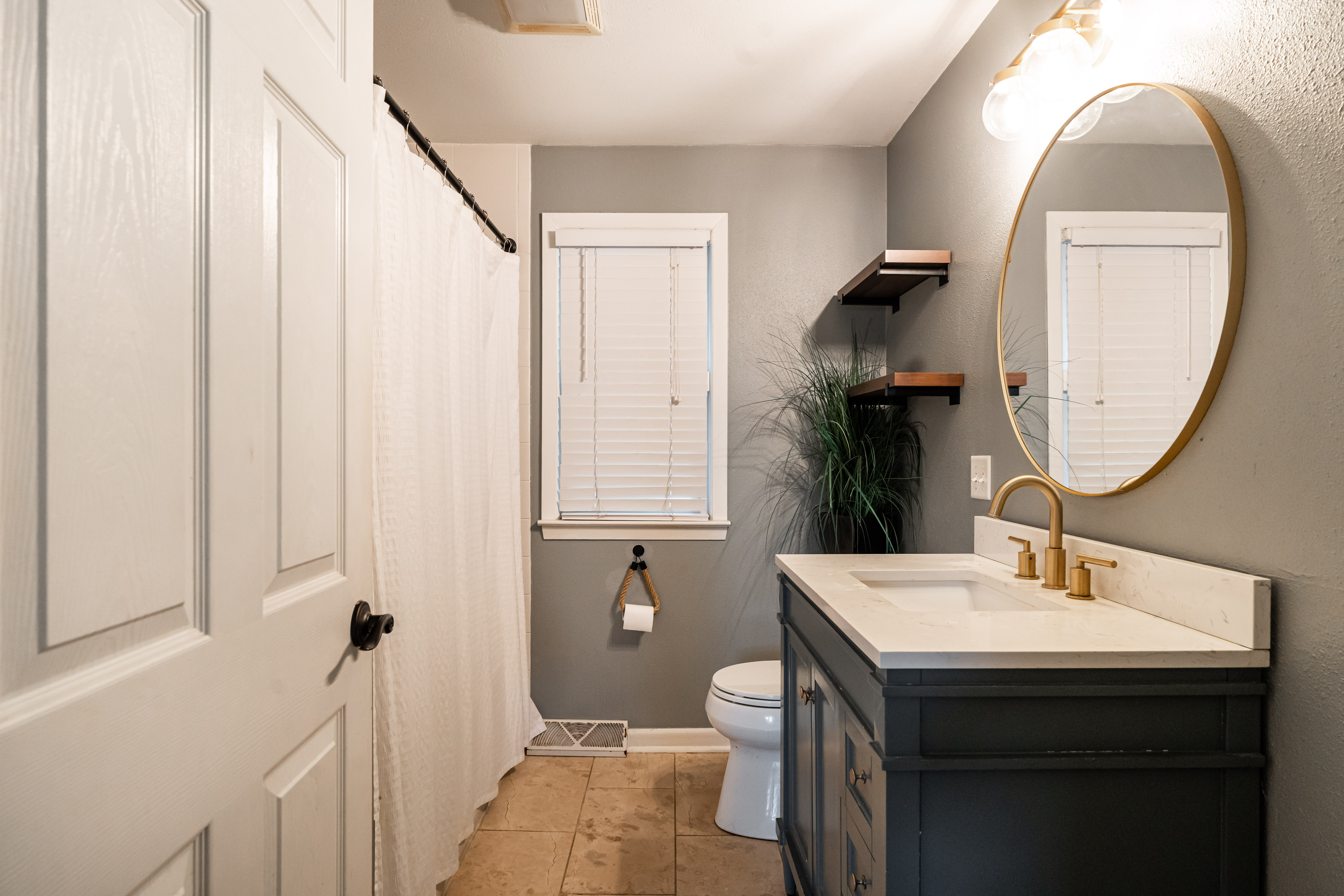 15565 Carpenter Road Brookfield, WI 53005 - Photo 17 of 37 Gallery Image 17