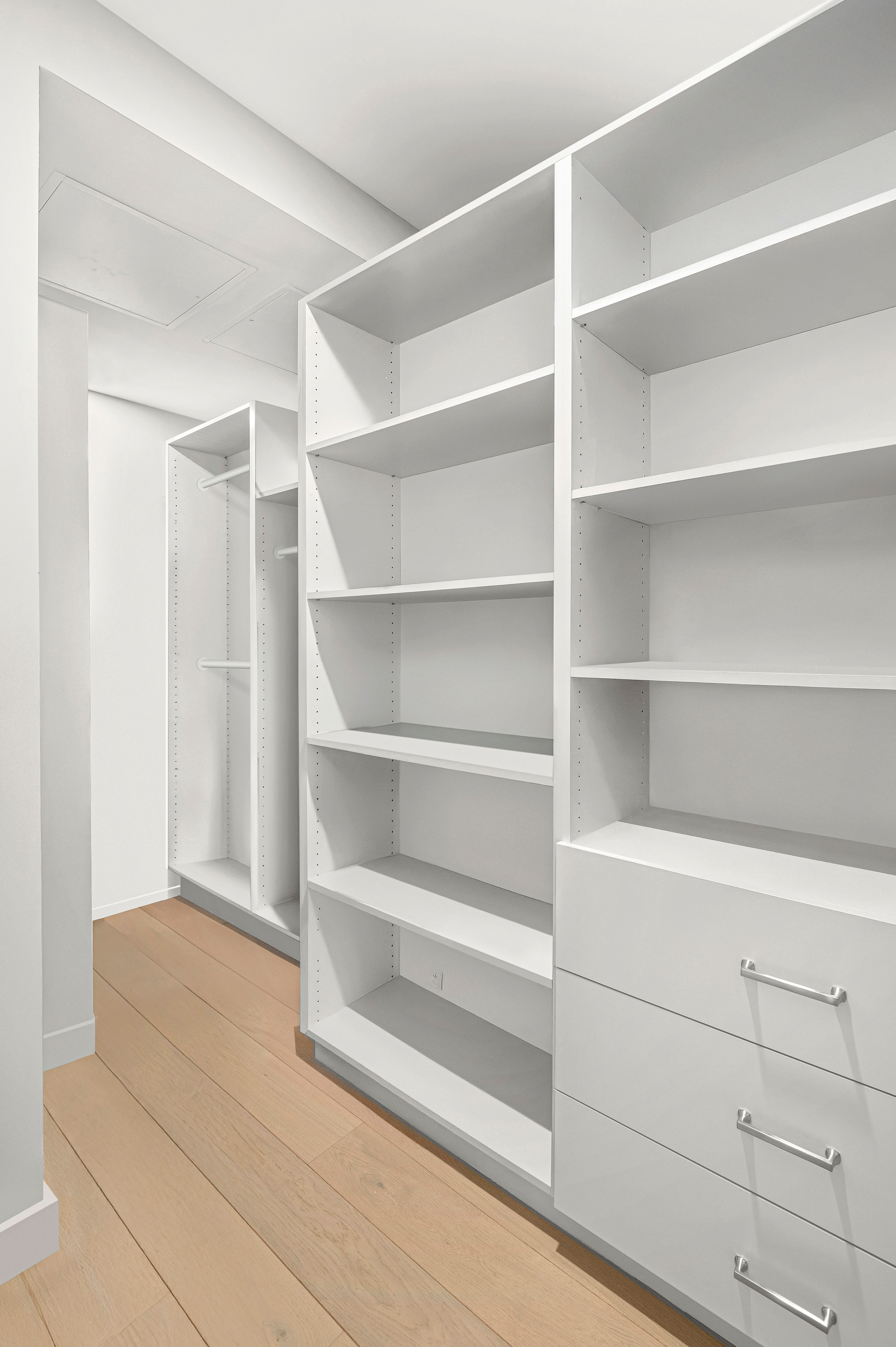 233 West 26th Street, Unit 7E Manhattan, NY 10001 - Photo 10 of 19