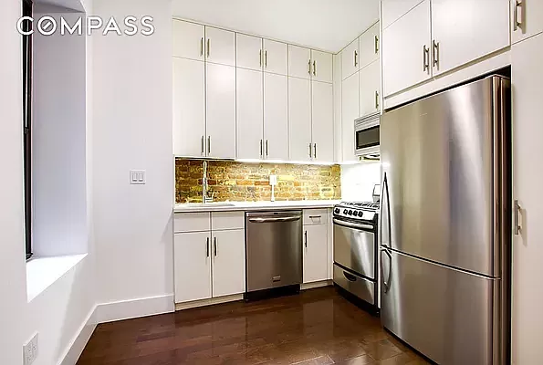 344 West 14th Street, Unit B3 Manhattan, NY 10014 - Photo 2 of 5