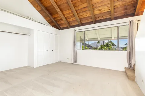 $599,000 | 300 E Kawaihae Street, Unit 300E, Honolulu, HI 96825
