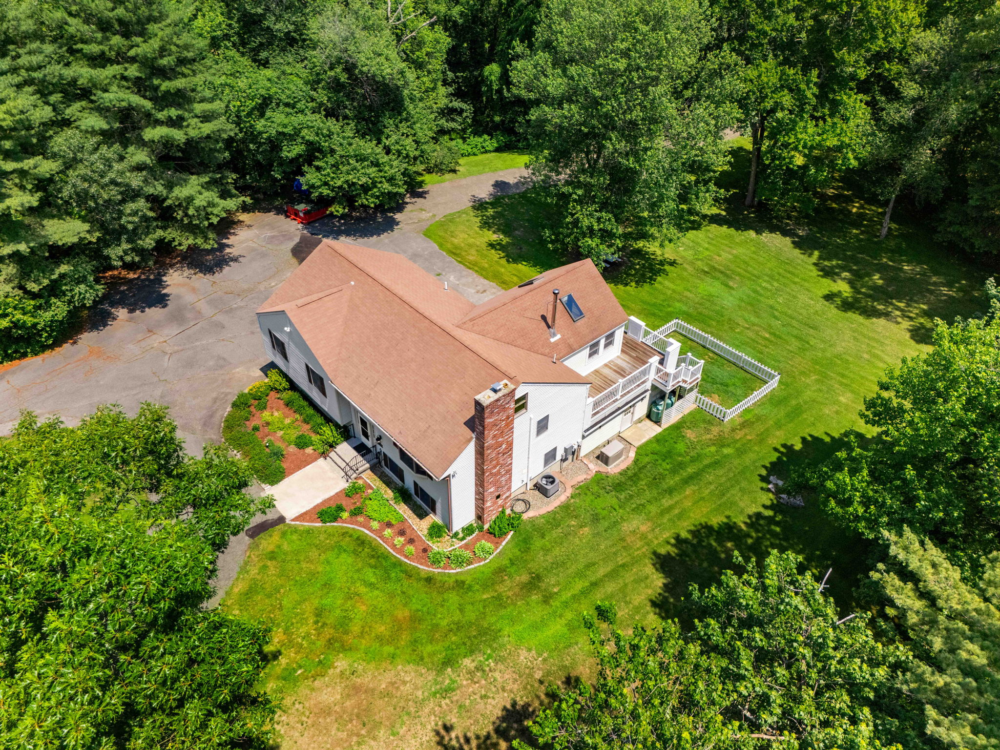 26 School Street Byfield, MA 01922 - Photo 5 of 32