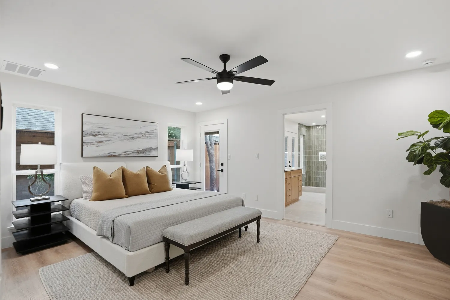 $749,900 | 7728 Lemmonwood Drive, Dallas, TX 75231