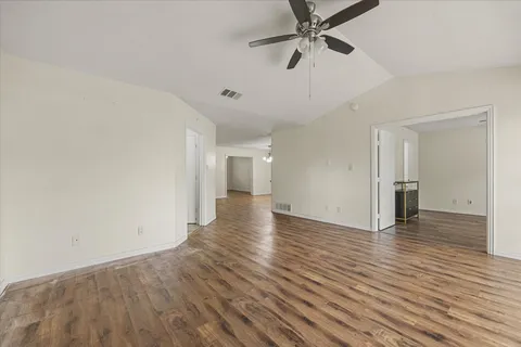 $255,000 | 2504 Brook Hollow Court, Mesquite, TX 75150