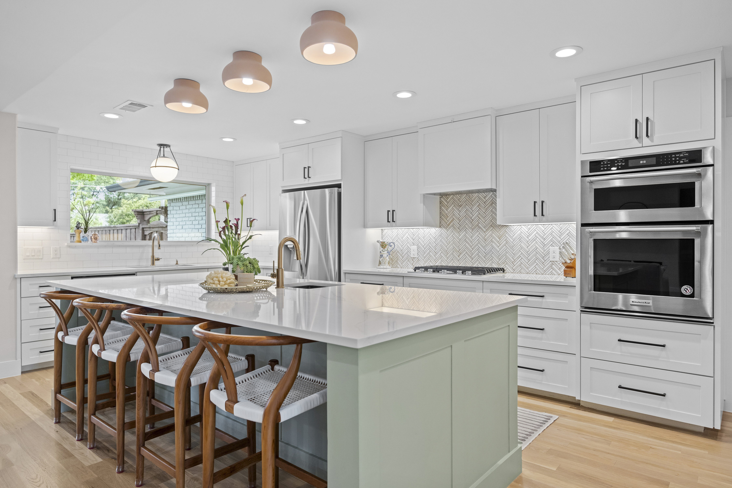 7714 Fallmeadow Lane Dallas, TX 75248 - Photo 2 of 37