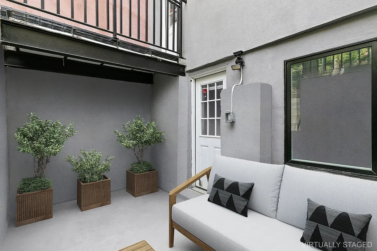 $2,801 | 257 19th Street, Unit G | Greenwood Heights