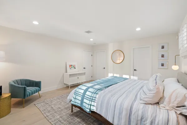 $1,649,000 | 5758 Tobias Avenue, Sherman Oaks, CA 91411