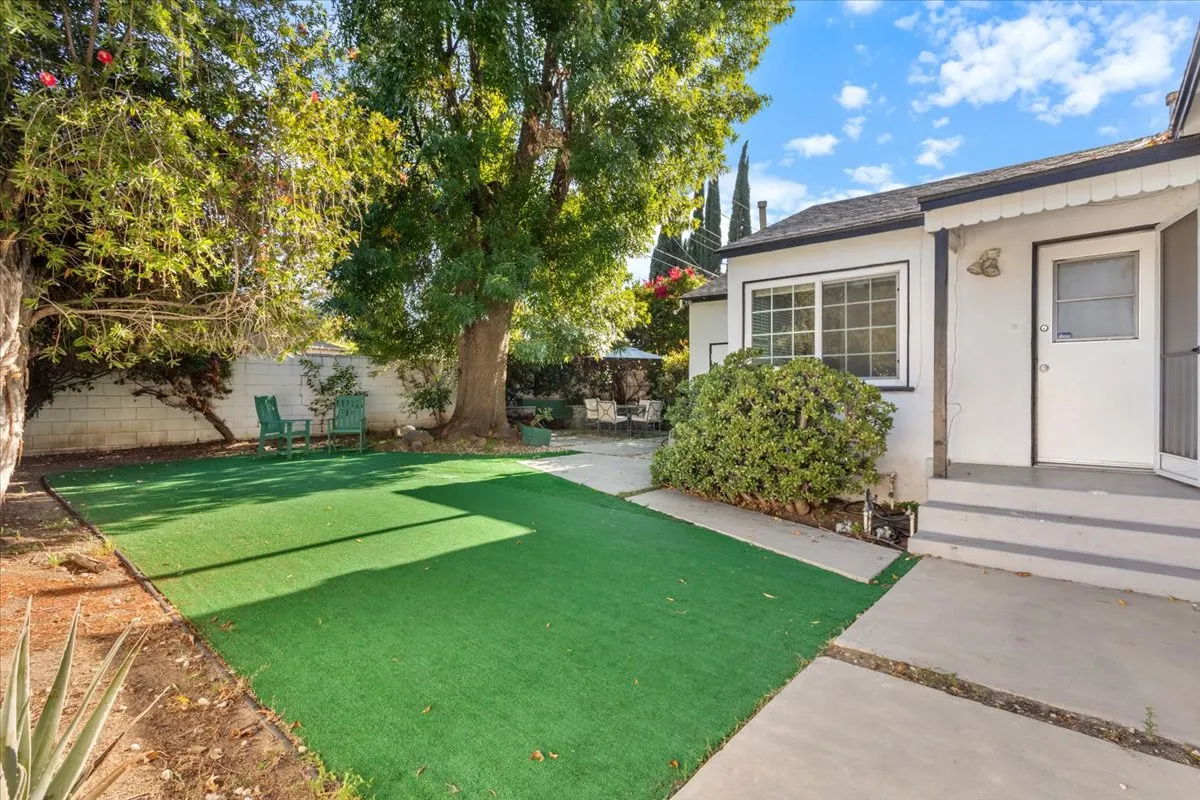 Contact Agent | 17900 Hatteras Street, Encino, CA 91316