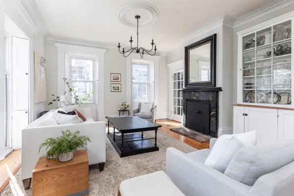 $1,450,000 | 27 St James Street, Boston, MA 02119