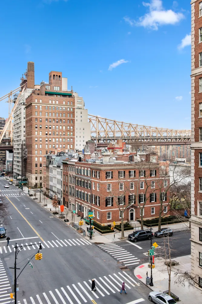 $1,200,000 | 2 Sutton Place South, Unit 7F | Sutton Place