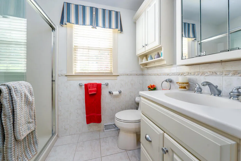 $1,695,000 | 5 Pine Street, Sandwich, MA 02563