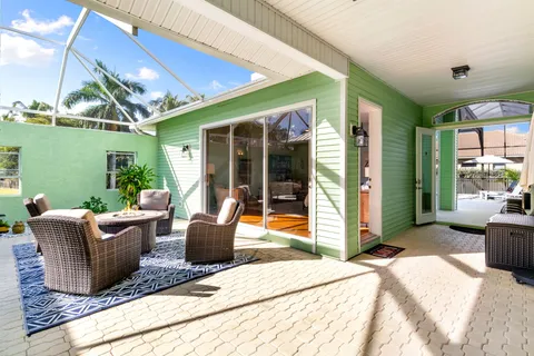 $995,000 | 27190 Driftwood Drive, Bonita Springs, FL 34135