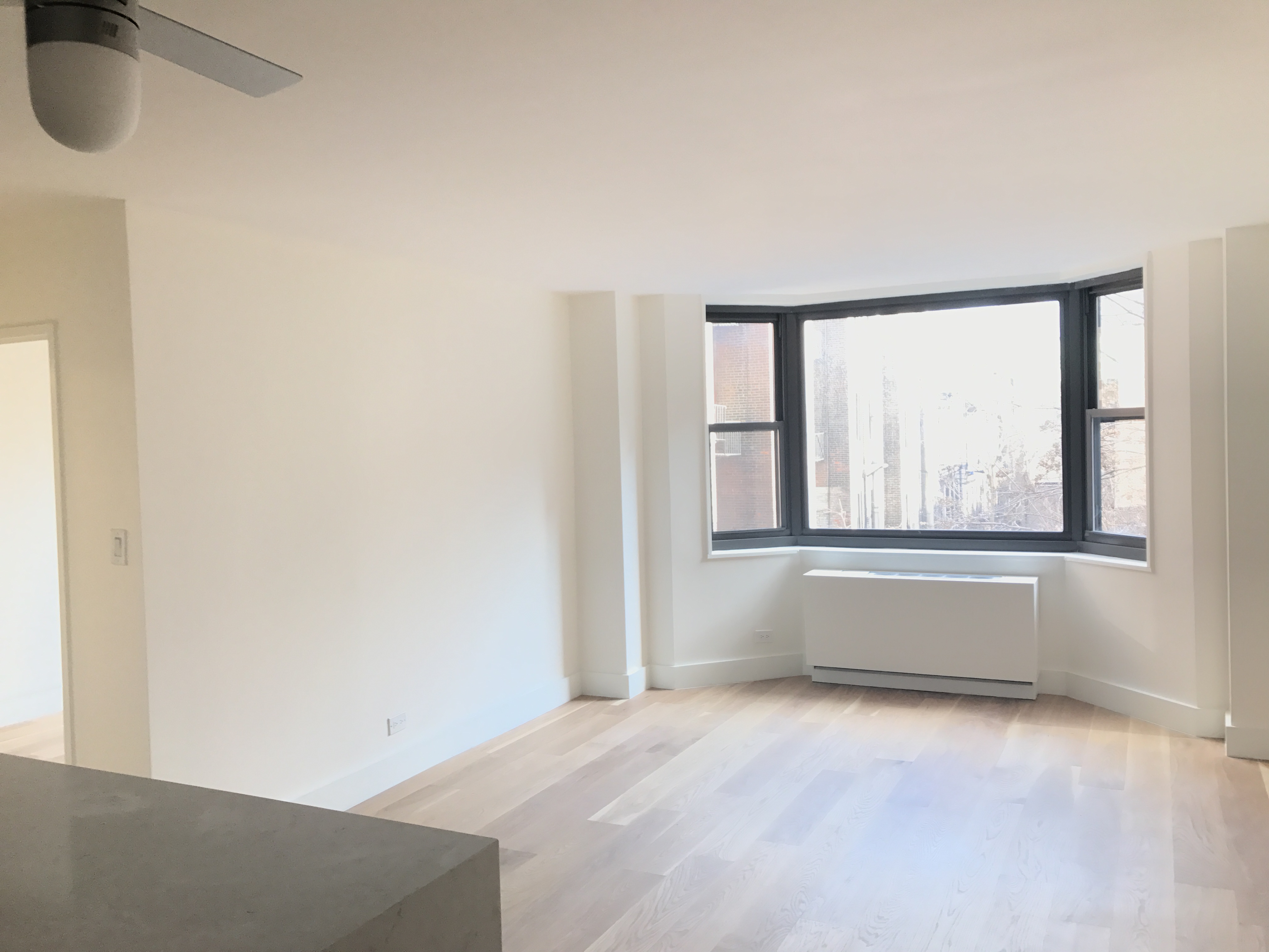 200 East 90th Street, Unit 3E Manhattan, NY 10128 - Photo 2 of 15