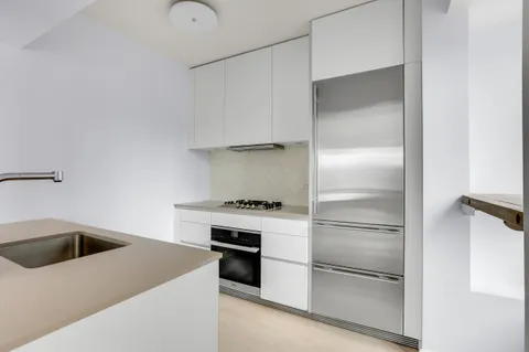 $1,489,000 | 150 West 56th Street, Unit 3602 | Midtown Central