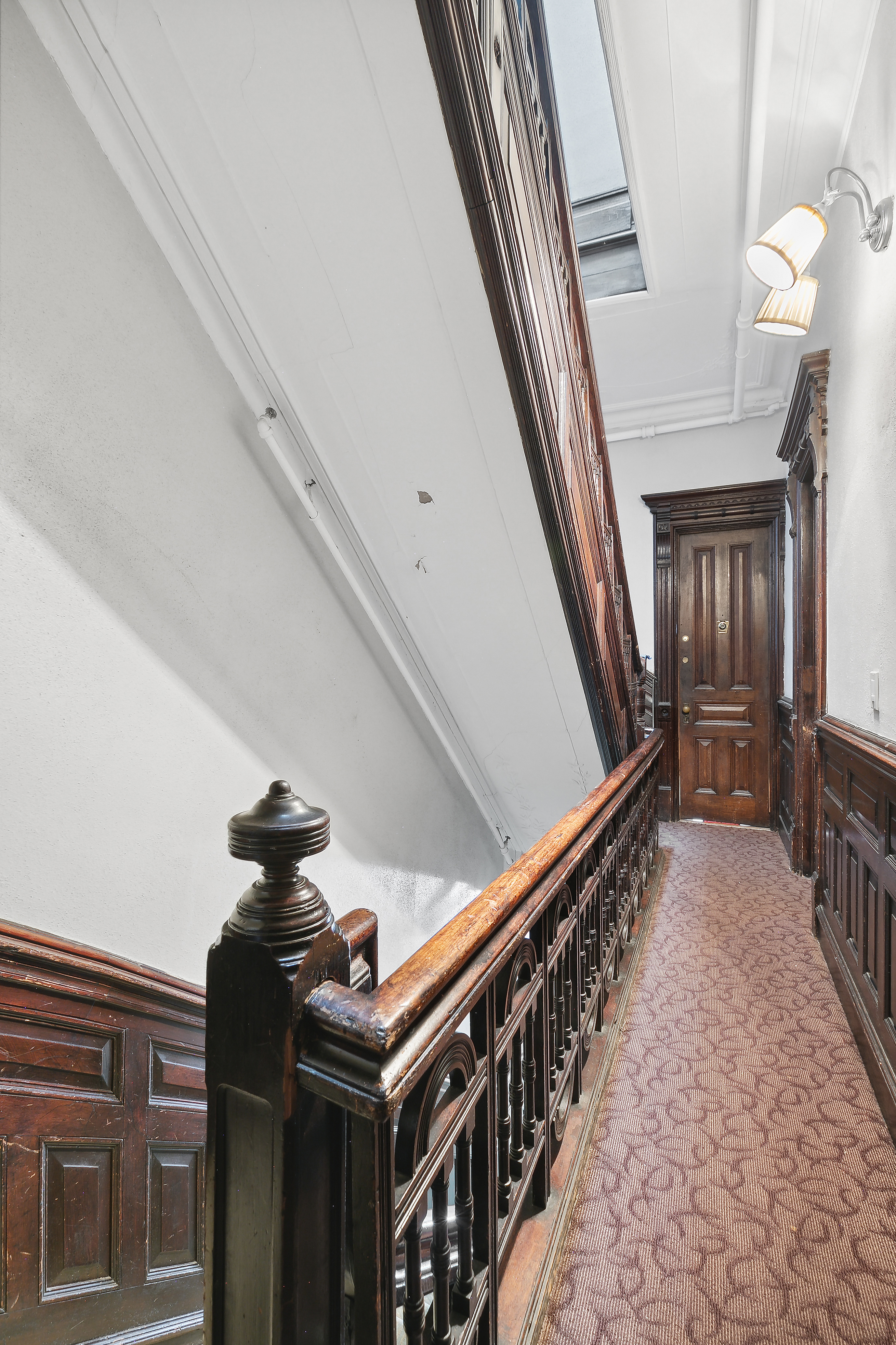 7 West 122nd Street Manhattan, NY 10027 - Photo 13 of 23 a view of an entryway