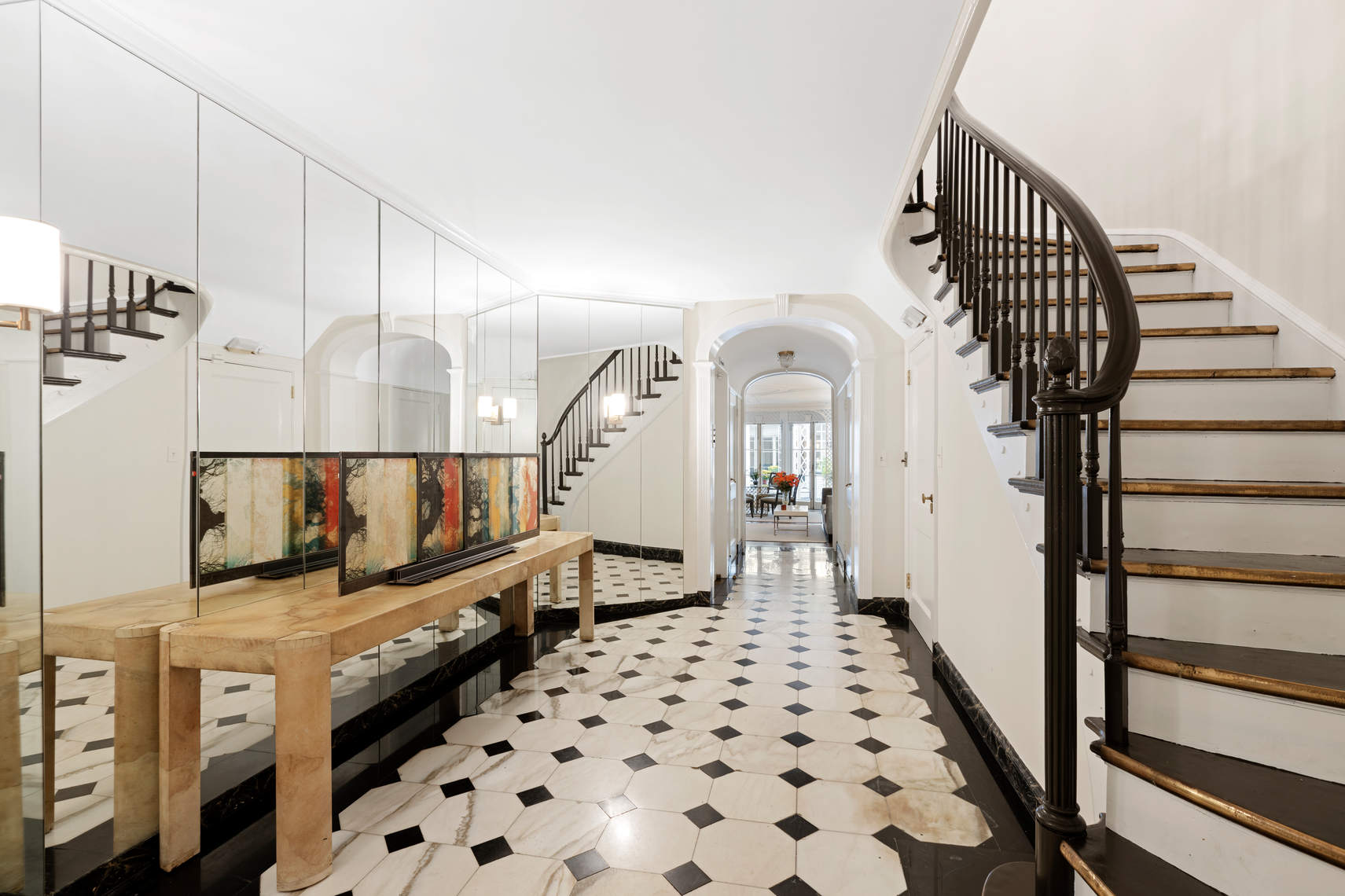 109 East 64th Street Manhattan, NY 10065 - Photo 3 of 24