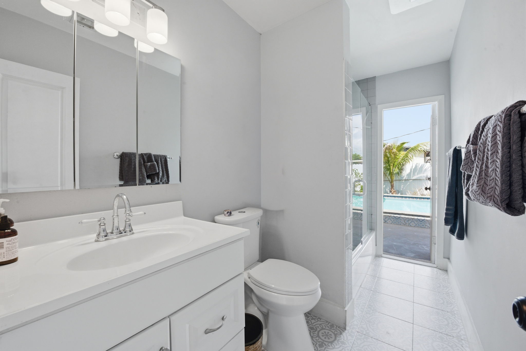 9955 Southwest 215th Street Miami, FL 33189 - Photo 10 of 16