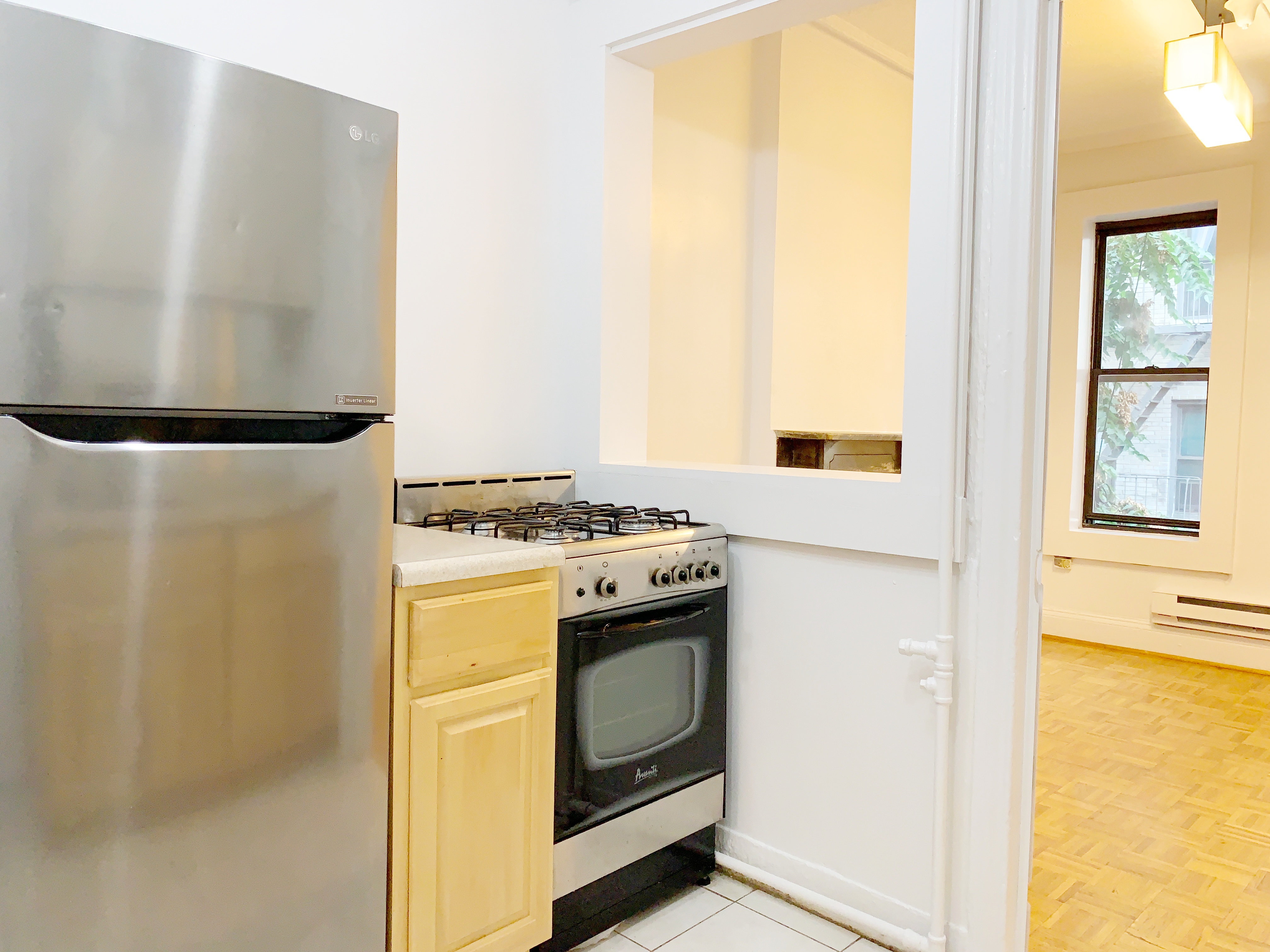 404 East 73rd Street, Unit 12 Manhattan, NY 10021 - Photo 6 of 6