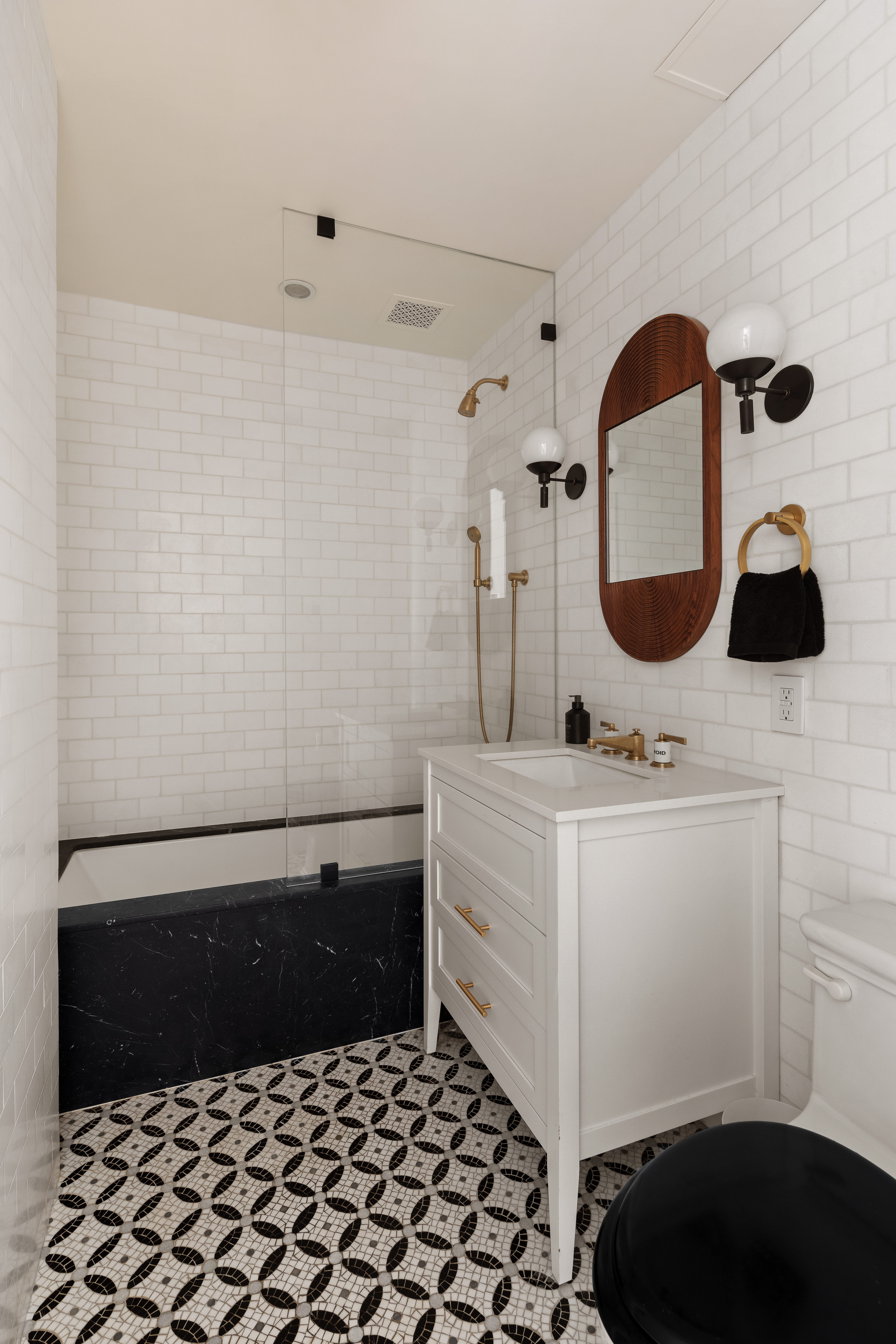 309 West 86th Street, Unit PH Manhattan, NY 10024 - Photo 11 of 16 a bathroom with a sink and a mirror
