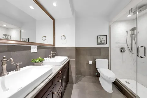$1,349,000 | 280 Park Avenue South, Unit 8K | Flatiron