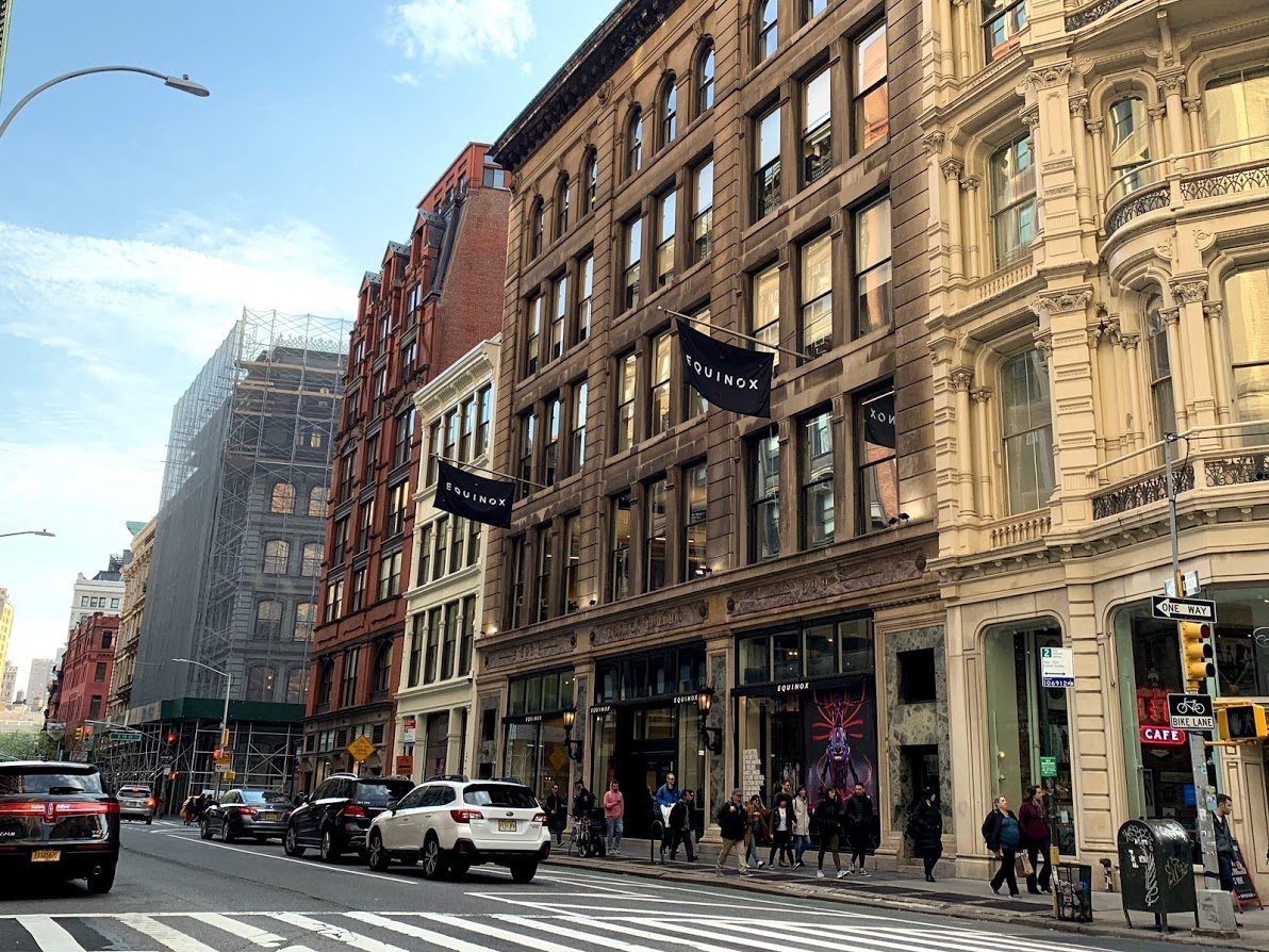 29 West 21st Street, Unit 5 Manhattan, NY 10010 - Photo 17 of 20 a view of a building and a street
