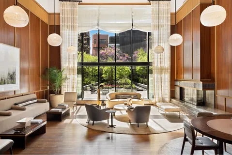 $21,500,000 | 150 Charles Street, Unit M10 | West Village
