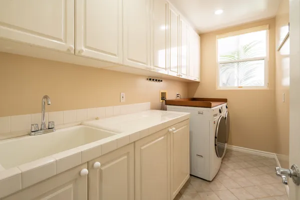 $2,895,000 | 134 Voyage Mall, Marina del Rey, CA 90292