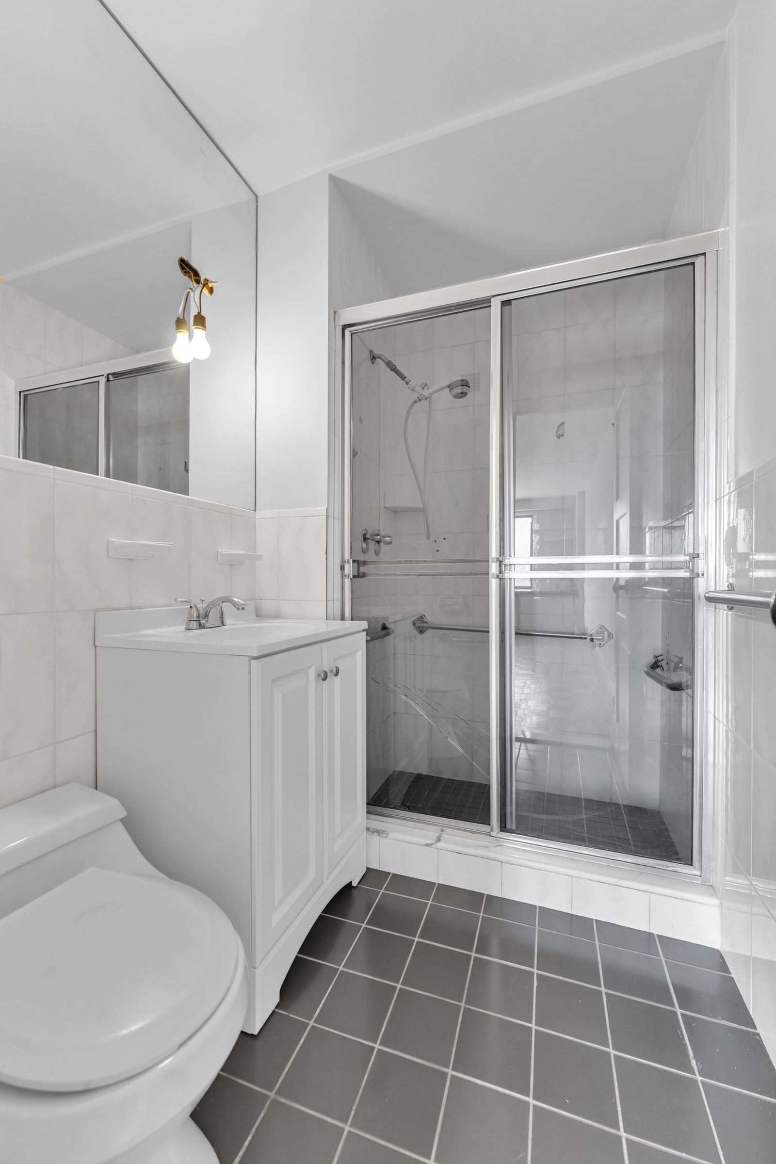 3671 Hudson Manor Terrace, Unit 14J Bronx, NY 10463 - Photo 11 of 17