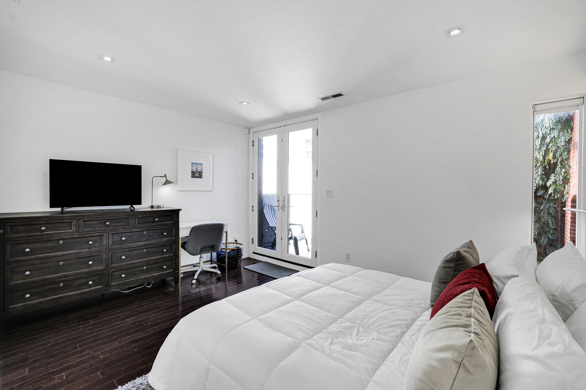 1630 19th Street Northwest, Unit C Washington, DC 20009 - Photo 30 of 45