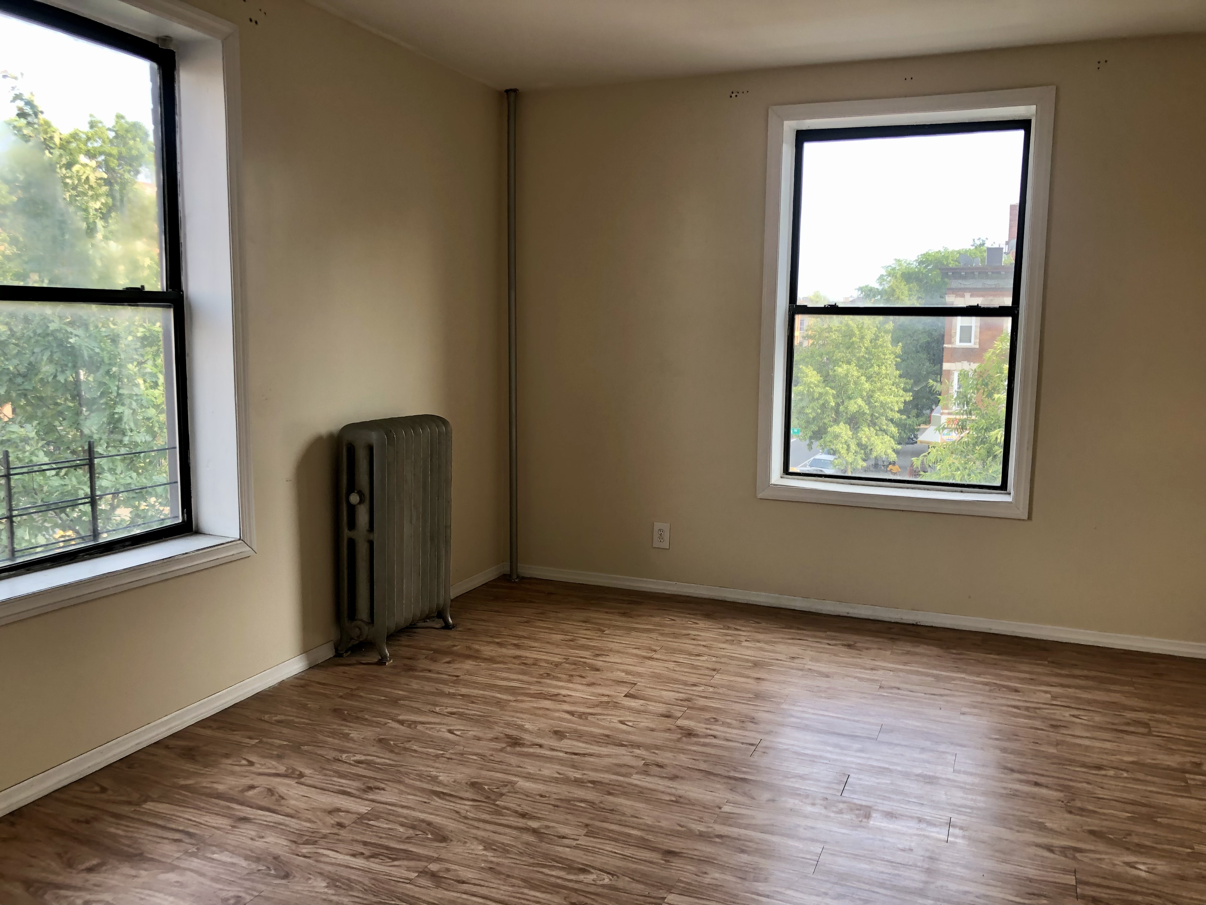 195 Lenox Road, Unit 3C Brooklyn, NY 11226 - Photo 3 of 7