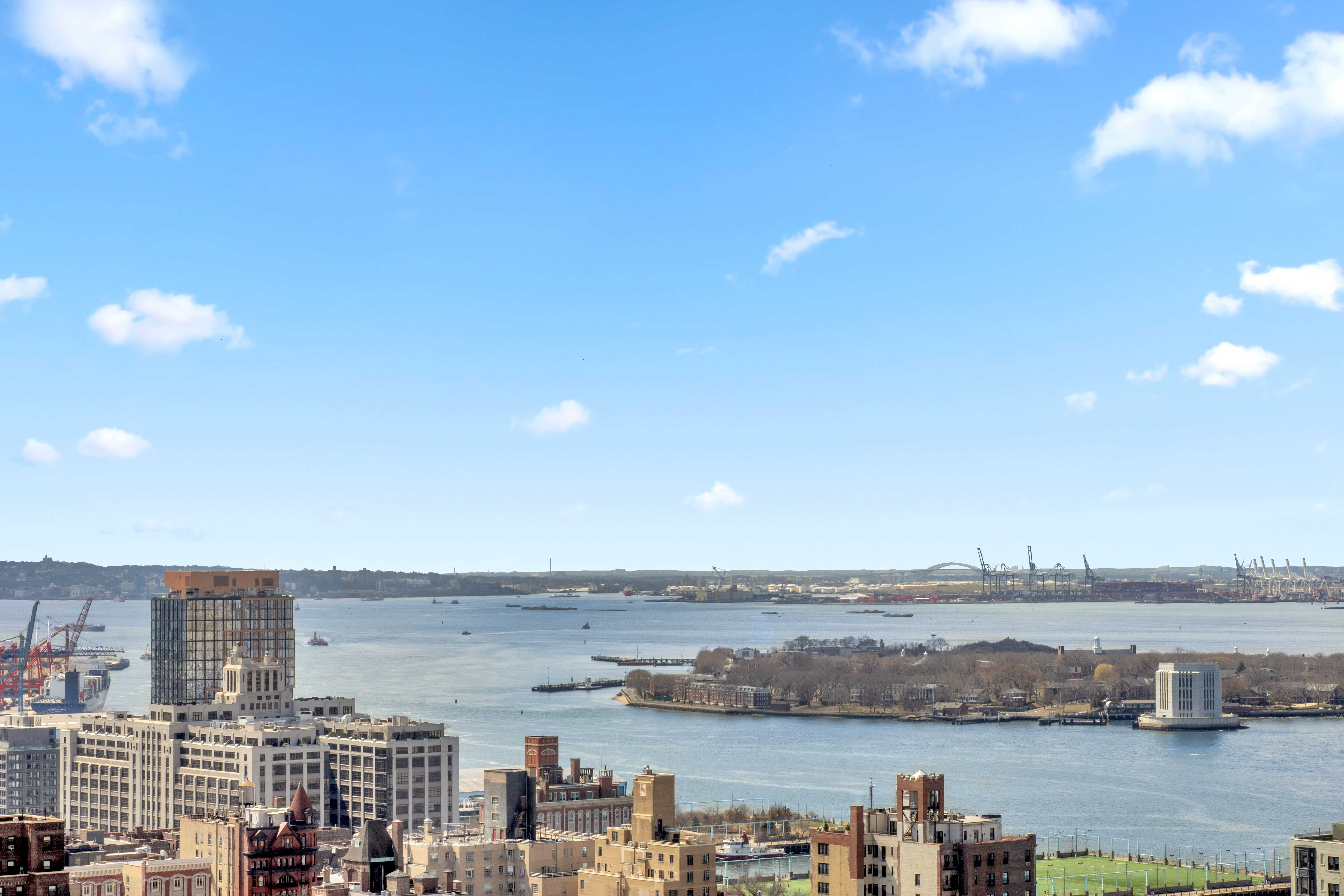 75 Henry Street, Unit 25J Brooklyn, NY 11201 - Photo 3 of 15 a view of a city