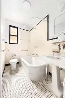 $800,000 | 170 2nd Avenue, Unit 3E | East Village