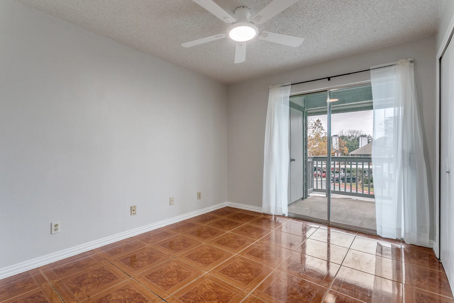 $129,000 | 14343 Judson Road, Unit 602, San Antonio, TX 78233