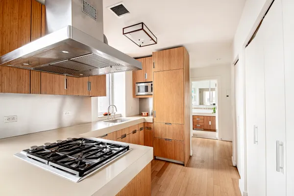 $5,900 | 450 West 17th Street, Unit 1021 | Chelsea