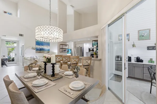 $1,695,000 | 4870 West Boulevard, Naples, FL 34103