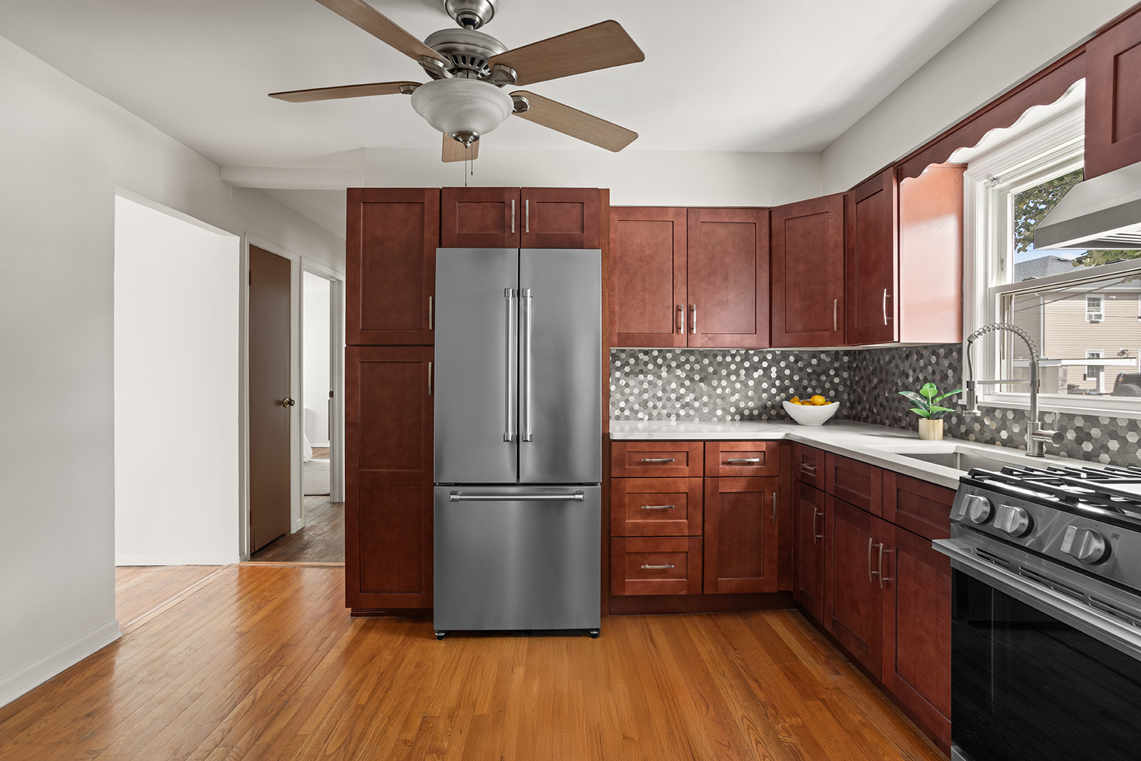 183-19 145th Road Queens, NY 11413 - Photo 4 of 19 Gallery Image 4