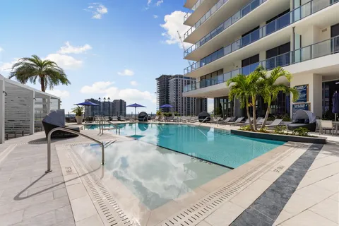 $1,275,000 | 235 1st Avenue North, Unit 1407, St. Petersburg, FL 33701